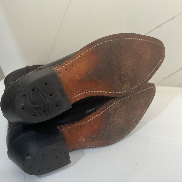 Boulet Elegant Black Embroidered Heeled Boots - Picture 7 of 9